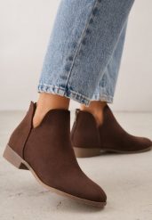 Brązowe Botki VICES Ozdobione Suwakiem i Wycięciami na Cholewce Fyserira. Brązowe botki Renee, bez wzorów, z jeansu, casualowe, bez obcasa, na płaskiej podeszwie, bez zapięcia. Za 109.99 zł.