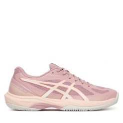 Buty halowe Asics. Czerwone buty sportowe lifestyle ASICS, bez wzorów, sportowe, bez zapięcia. Za 399.99 zł.