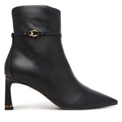 Botki Coccinelle. Czarne botki Coccinelle, bez wzorów, bez obcasa, na słupku, bez zapięcia. Za 1,299.00 zł.