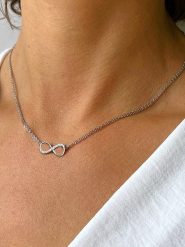 DI GIORGIO Srebrny naszyjnik z elementem ozdobnym - dł. 39 cm rozmiar: onesize. Szare naszyjniki DI GIORGIO, z materiału, srebrne. Za 100.28 zł.