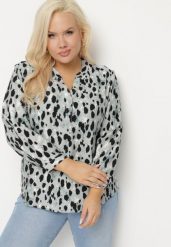 Niebieska Koszula z Wiskozą w Panterkę z Dekoltem w Serek Norlivis. Niebieskie koszule Born2be, plus size, bez wzorów, z jeansu, eleganckie, bez kołnierzyka, plus size, bez ramiączek. W wyprzedaży za 67.99 zł.