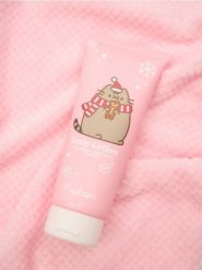 Balsam do ciała Chocolate Chip Cookie Pusheen - różowy. Czerwone body i gorsety Sinsay, bez wzorów, bez ramiączek. Za 15.99 zł.