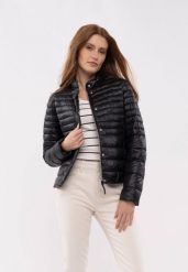 Kurtka pikowana casual J-COMO. Brązowe kurtki przejściowe sportowe Volcano, l, bez wzorów, z materiału, bez kaptura. Za 289.99 zł.