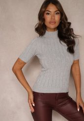 Szara Bluzka z Wiskozą z Tłoczeniami o Fasonie z Półgolfem Cianelle. Szare bluzki Renee, m, bez wzorów, z dzianiny, eleganckie, bez kołnierzyka, bez ramiączek. W wyprzedaży za 47.99 zł.