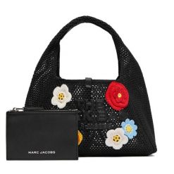 Torebka Marc Jacobs. Czarne torebki klasyczne Marc Jacobs, bez wzorów, klasyczne, bez dodatków. Za 1,039.00 zł.