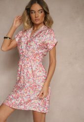 Różowa Sukienka Taliowana z Wiskozą i Ozdobnym Paskiem Delyase. Czerwone sukienki Renee, na co dzień, l, bez wzorów, z wiskozy, eleganckie, bez kołnierzyka, bez ramiączek, mini, kopertowe. W wyprzedaży za 63.99 zł.