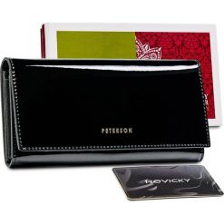 Peterson Lakierowany portfel w klasycznym kolorze Peterson NoSize. Portfele Peterson, bez wzorów, z lakierowanej skóry. Za 159.00 zł.