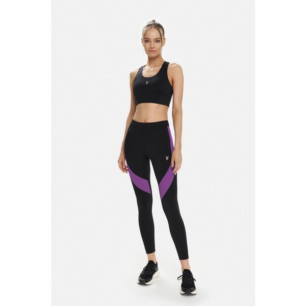 Legginsy NIGHT Cardio Bunny. Czarne legginsy Cardio Bunny, bez wzorów, sportowe. Za 179.00 zł.