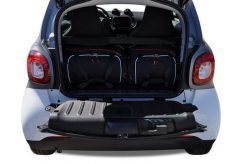 Torby Do Bagażnika Smart Fortwo Coupe 2014-2019 2Szt Kjust. Czarne torby podróżne KJUST, bez wzorów, z kauczuku. Za 471.00 zł.