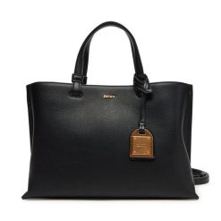 Torebka DKNY. Czarne torebki klasyczne DKNY, bez wzorów, klasyczne, bez dodatków. Za 649.99 zł.