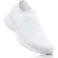 Buty wsuwane bonprix biały. Buty sportowe lifestyle marki bonprix. Za 89.99 zł.