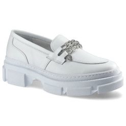 Półbuty damskie Karino, naturalna skóra licowa w białym kolorze z ozdobnym łańcuchem na podbiciu oraz masywną podeszwą o wyraźnym profilu, białe, 389. Białe półbuty wsuwane Karino, bez wzorów, ze skóry, eleganckie, bez obcasa. Za 255.00 zł.