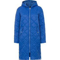 Płaszcz pikowany. Czarne płaszcze bonprix, bez wzorów, eleganckie, z kapturem. Za 269.99 zł.