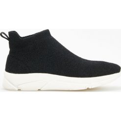 Sportowe buty z elastyczną cholewką - Czarny. Buty treningowe marki KALENJI. W wyprzedaży za 99.99 zł.