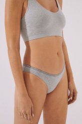 Women'secret figi 7-pack kolor szary. Szare figi women'secret, bez wzorów. W wyprzedaży za 129.99 zł.