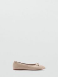 Mango Baleriny Buba 77005667 Beżowy. Brązowe baleriny Mango, bez wzorów, ze skóry, bez obcasa, bez zapięcia. Za 199.99 zł.