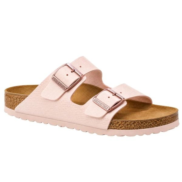 Klapki damskie Birkenstock Arizona. Czerwone klapki Birkenstock, bez wzorów, z materiału, bez obcasa, bez zapięcia. Za 287.00 zł.