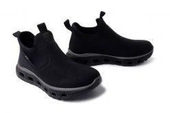 RIEKER M6053-00 black, półbuty damskie. Czarne półbuty wsuwane Rieker, bez wzorów, bez obcasa. Za 329.90 zł.