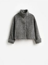 Kurtka z ozdobnym zapięciem - ciemnoszary. Szare kurtki Reserved, l, bez wzorów, z dzianiny, bez kaptura. Za 179.99 zł.