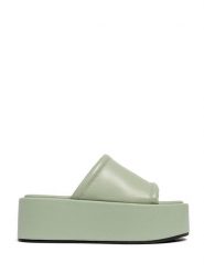 L37 Skórzane klapki w kolorze jasnozielonym rozmiar: 39. Zielone klapki L37, bez wzorów, ze skóry, klasyczne, z otwartym noskiem, bez obcasa, bez zapięcia. Za 295.99 zł.