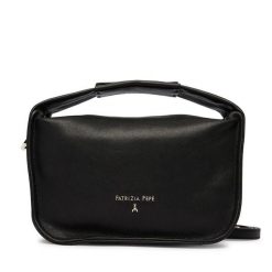 Torebka Patrizia Pepe. Czarne torebki klasyczne Patrizia Pepe, bez wzorów, klasyczne, bez dodatków. Za 1,039.00 zł.
