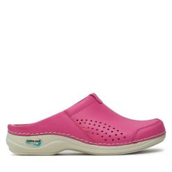 Klapki Nursing Care. Czerwone klapki Nursing Care, bez wzorów, bez obcasa, bez zapięcia. Za 399.99 zł.
