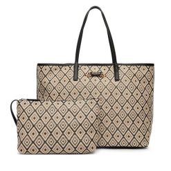 Torebka Guess. Brązowe shopper bag Guess, z aplikacjami, bez dodatków. Za 719.99 zł.