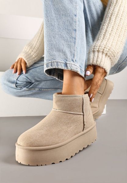 Beżowe Śniegowce na Platformie Ozdobionej Tłoczeniem z Niską Cholewką Inarinne. Brązowe śniegowce Renee, bez wzorów, przed kostkę, bez zapięcia. Za 39.99 zł.