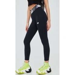 New Balance legginsy treningowe Relentless Crossover WP21177BK damskie kolor czarny z nadrukiem. Czarne legginsy New Balance, bez wzorów, z materiału. Za 199.99 zł.
