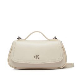 Torebka Calvin Klein. Białe torebki klasyczne Calvin Klein, bez wzorów, klasyczne, bez dodatków. Za 409.99 zł.