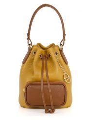 Mia Tomazzi Skórzana torebka "Moltrasio" w kolorze żółtym - 19 x 23 x 15 cm rozmiar: onesize. Żółte torebki klasyczne Mia Tomazzi, bez wzorów, z materiału, przez ramię, bez dodatków. Za 260.99 zł.