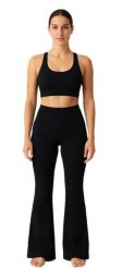 Spodnie Damskie Sportowe BARS Rozszerzane Nogawki Legginsy Czarne Trening. Czarne legginsy BARS, bez wzorów, z dzianiny, eleganckie, długie. Za 39.90 zł.
