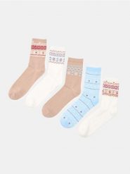Skarpetki z bawełną ze świątecznym motywem 5 pack - wielobarwny. Skarpetki Sinsay, bez wzorów, z bawełny. Za 17.99 zł.