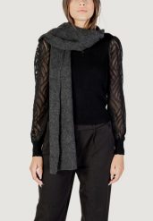Szalik Kobieta ONLY ONLAURORA STRUCTURED KNIT SCARF CC. Brązowe szaliki i kominy ONLY, na zimę, bez wzorów, z materiału, eleganckie. Za 153.10 zł.