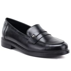 Półbuty damskie loafersy lordsy czarne Potocki SZ12832. Czarne półbuty wsuwane POTOCKI, bez wzorów, ze skóry ekologicznej, bez obcasa. Za 129.99 zł.