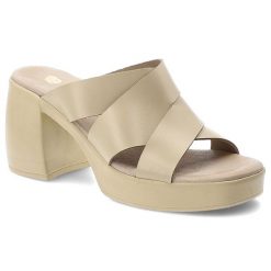 Klapki damskie Armodo, cholewka ze skóry naturalnej licowej z szerokimi krzyżującymi się paskami na wysokim obcasie, beżowe, 40524. Brązowe klapki Armodo, bez wzorów, ze skóry, bez obcasa, na obcasie, bez zapięcia. Za 289.00 zł.