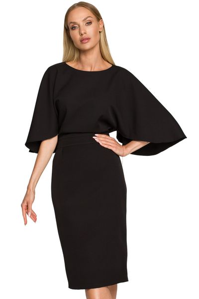 Sukienka elegancka ołówkowa z szerokimi rękawami czarna z pelerynką. Czarne sukienki Sukienki.shop, na komunię, s, bez wzorów, eleganckie, bez kołnierzyka, bez ramiączek, ołówkowe. Za 309.00 zł.