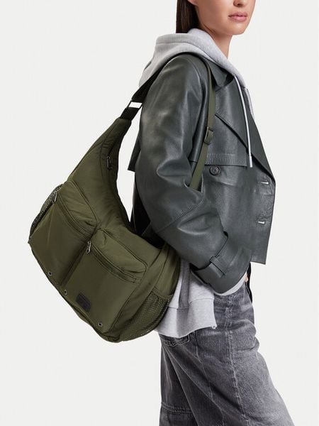 G-STAR Torebka C-HT8441 Khaki. Brązowe listonoszki G-Star, bez wzorów, z materiału, retro, bez dodatków. Za 199.99 zł.