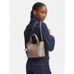 Torebka Furla. Szare torebki klasyczne Furla, bez wzorów, klasyczne, bez dodatków. Za 1,299.00 zł.