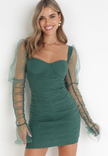 Ciemnozielona Dopasowana Sukienka Mini Ozdobiona Przeźroczystym Tiulem Sirgit. Zielone sukienki Born2be, na imprezę, s, bez wzorów, z tiulu, bez kołnierzyka, bez ramiączek, mini, dopasowane. Za 169.99 zł.