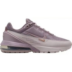 Buty do chodzenia damskie Nike Air Max Pulse. Fioletowe buty treningowe Nike, bez wzorów, bez zapięcia, trekkingowe, nike air max. Za 512.00 zł.