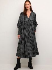 CULTURE Sukienka "Chaina" w kolorze czarno-białym rozmiar: XL. Czarne sukienki Culture, na imprezę, s, bez wzorów, z wiskozy, klasyczne, bez kołnierzyka, bez ramiączek, maxi. Za 149.66 zł.