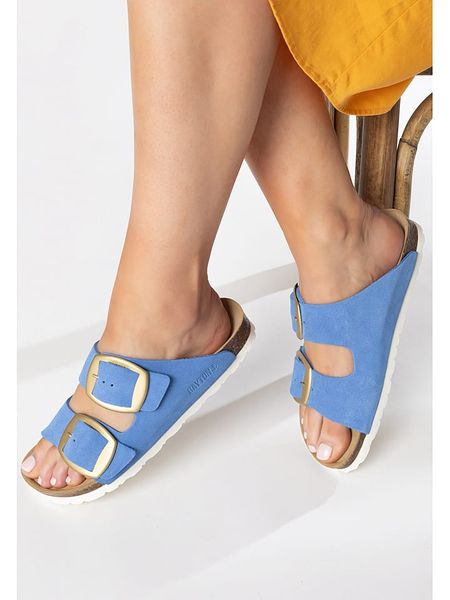 BAYTON Skórzane klapki "Alicante" w kolorze niebieskim rozmiar: 39. Niebieskie klapki Bayton, bez wzorów, klasyczne, z otwartym noskiem, bez obcasa, bez zapięcia. Za 149.66 zł.