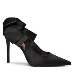 Szpilki Steve Madden. Czarne szpilki Steve Madden, bez wzorów, bez obcasa, na szpilce, bez zapięcia. Za 559.99 zł.