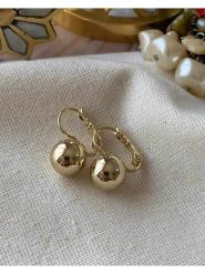 Luseera Pozłacane kolczyki rozmiar: onesize. Żółte kolczyki Luseera, pozłacane. Za 43.99 zł.