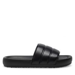 Klapki JENNY. Czarne klapki Jenny, bez wzorów, bez obcasa, bez zapięcia. Za 59.99 zł.
