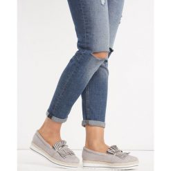 Szare Mokasyny Omra. Mokasyny marki Born2be. Za 69.99 zł.