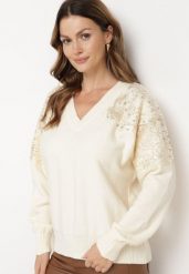 Jasnobeżowy Sweter w Stylu Nietoperza z Cyrkoniami i Cekinami Nevalithia. Brązowe swetry Born2be, bez wzorów, wizytowe, bez ramiączek. W wyprzedaży za 118.99 zł.