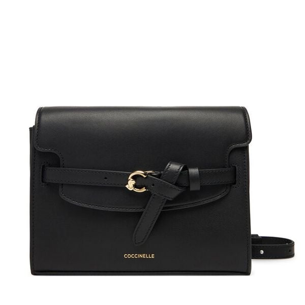Torebka Coccinelle. Czarne listonoszki Coccinelle, bez wzorów, bez dodatków. Za 1,249.00 zł.