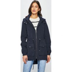 Only - Kurtka. Czarne kurtki ONLY, s, bez wzorów, z materiału, z kapturem. W wyprzedaży za 119.90 zł.